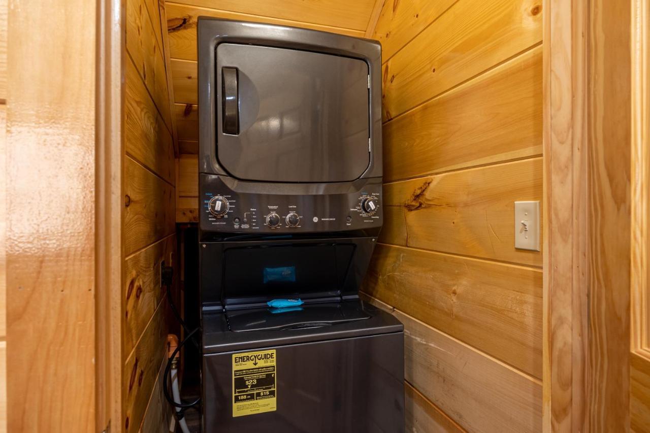 5Bd5B Escape Cabin With 2 Hottubs, Thtr &Game Rm,1Mi To The Parkway! 4Mi To Dollywood - Spring Deal بيدجن فورج المظهر الخارجي الصورة