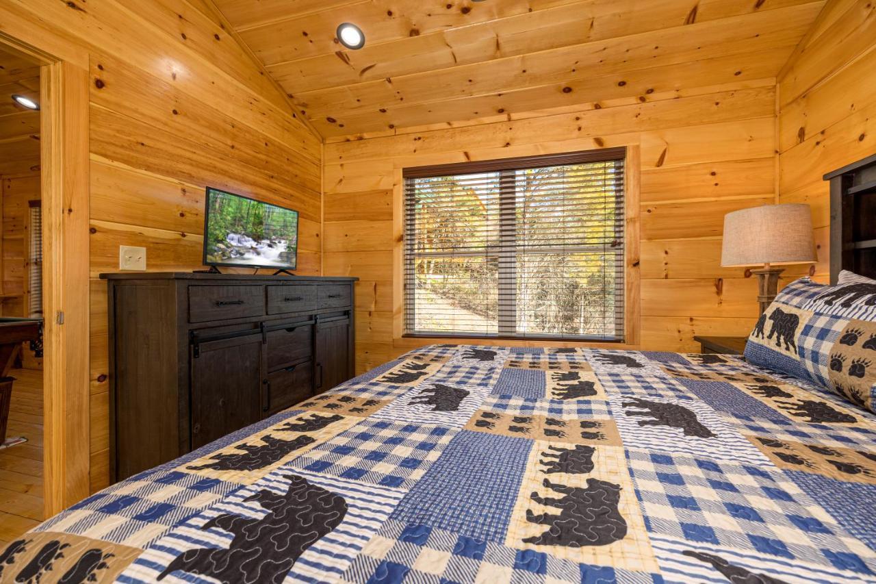 5Bd5B Escape Cabin With 2 Hottubs, Thtr &Game Rm,1Mi To The Parkway! 4Mi To Dollywood - Spring Deal بيدجن فورج المظهر الخارجي الصورة